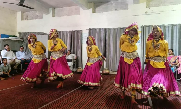 Block level art festival organized in Bhiwani, 125 students from 30 schools participated
