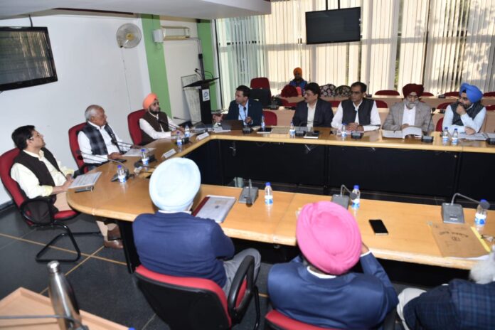 कै बिनेट मंत्री ने जल संरक्षण के लिए आधुनिक प्रणाली विकसित करने पर दिया जोर