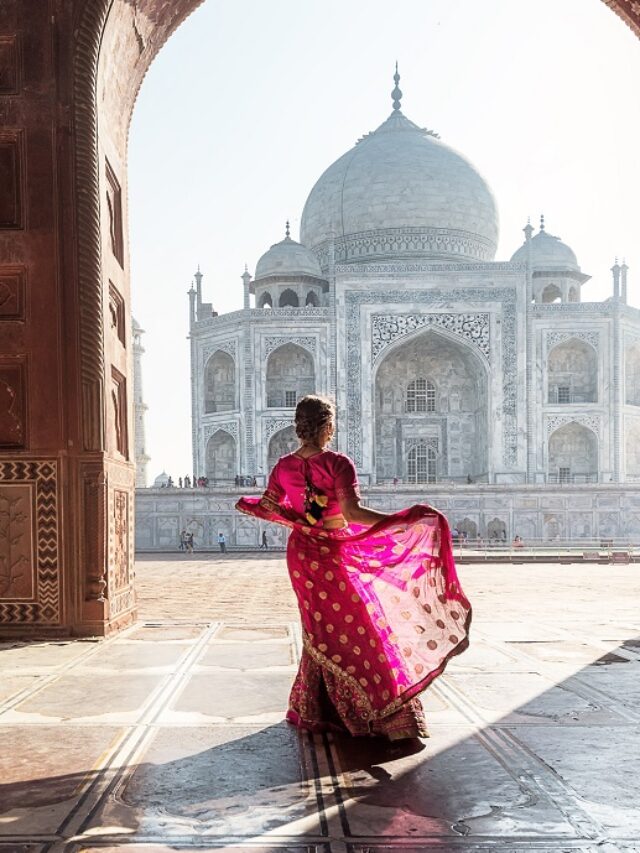 Taj Mahal में क्यों किया जाता है अंधेरा, रात में नहीं जलाई जाती लाइट