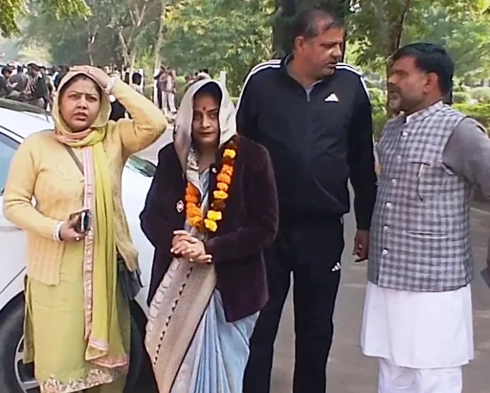 Bhiwani News : भिवानी नगर परिषद की उपप्रधान की कुर्सी पर महिला का कब्जा