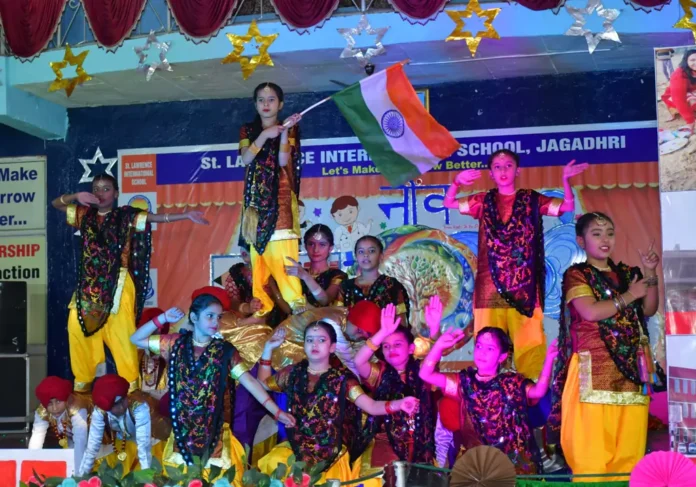 सेंट लारेंस इंटरनेशनल स्कूल जगाधरी में वार्षिकोत्सव 'नीव' का आयोजन