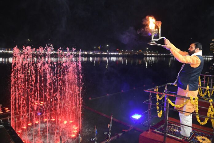 International Geeta Mahotsav: पवित्र ग्रंथ गीता में मानव की हर समस्या का हल है निहित: नायब सिंह सैनी International Geeta Mahotsav: पवित्र ग्रंथ गीता में मानव की हर समस्या का हल है निहित: नायब सिंह सैनी