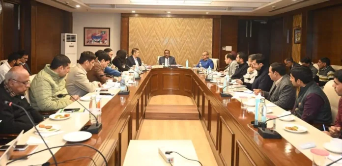 Gurugram News : निगम चुनाव में महिलाओं के लिए बनाए जाएं स्पेशल पिंक बूथ: धनपत सिंह