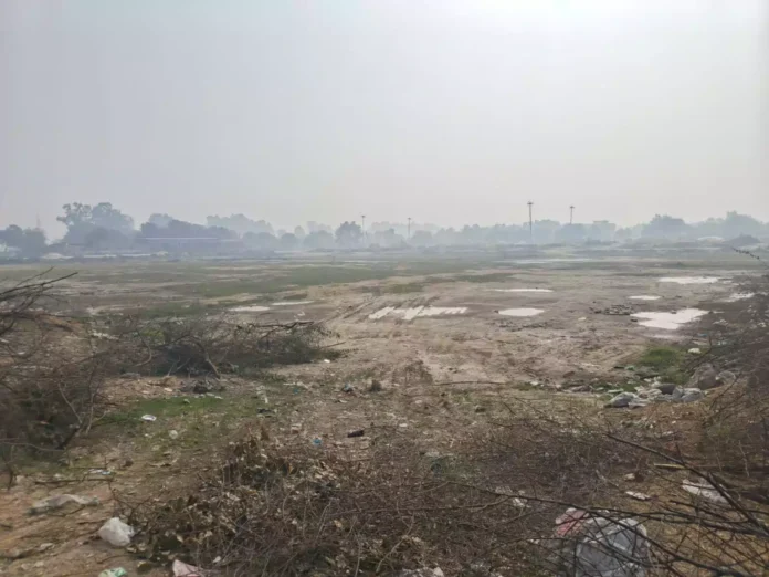 Jind News : जुलाना की नई अनाज मंडी में करोड़ों की मार्केट फीस देने के बावजूद सुविधाओं का टोटा