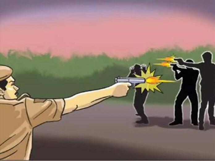 Rohtak News: रोहतक में पुलिस व बदमाशों के बीच मुठभेड़, एक बदमाश के पैर में लगी गोली