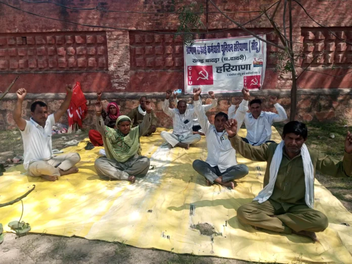Anger grew over non-release of honorarium of sanitation workers