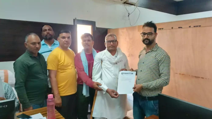Jind News : निर्माण मजदूर का रद्द किया गया पंजीकरण हुआ बहाल