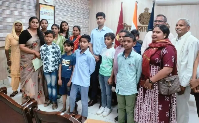 DC encouraged the children selected under the Little Kalam Project