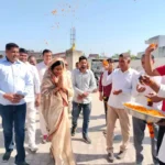 देवधर गांव में नव निर्वाचित मेयर सुमन बहमनी का भव्य स्वागत
