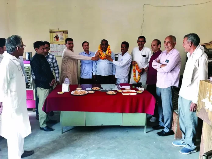 Hoshiyar Gopi elected unopposed as director