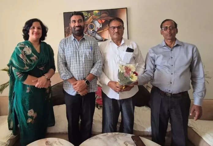 National President of All India Yadav Maha Parishad was welcomed on his arrival in Rewari