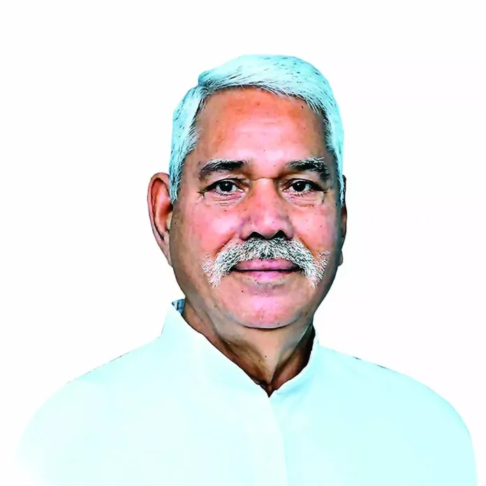 Neither the purchase of mustard and wheat was started nor a report was prepared for compensating the farmers' losses