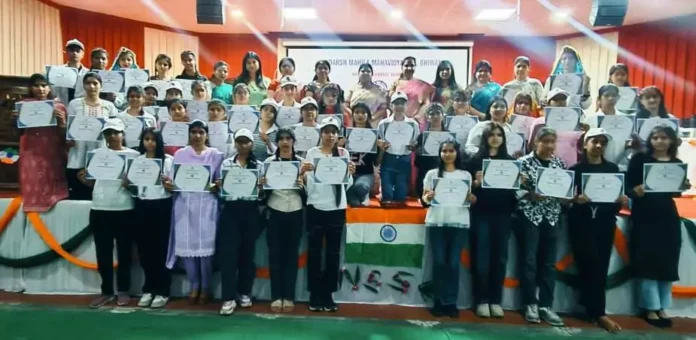 Bhiwani News : आदर्श महिला महाविद्यालय में आयोजित सात दिवसीय एन.एस.एस. शिविर का समापन