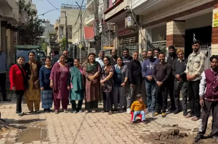 Ward number 5 councilor Neha Sharma got the sewerage chambers cleaned during the upcoming rainy season. Ward number 5 councilor Neha Sharma got the sewerage chambers cleaned during the upcoming rainy season.