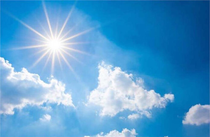 Haryana Weather Update: हरियाणा में सताने लगी गर्मी, 39 डिग्री पर पहुंचा तापमान