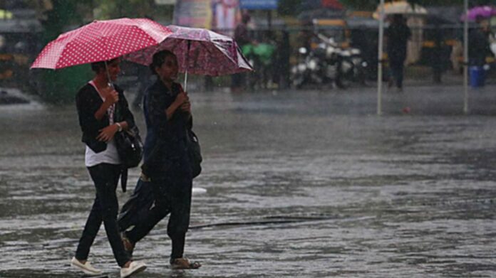 Weather Update: पश्चिमी विक्षोभ से भारी बारिश और आंधी-तूफान का अलर्ट 