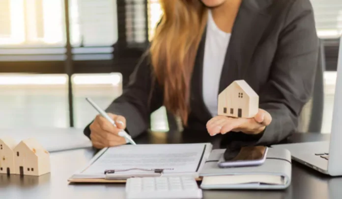 Documents for House Registration : घर के पंजीकरण के लिए किन दस्तावेजों की पड़ती है जरुरत ,जाने