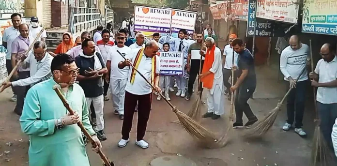 A team of Safai Warriors will go to Indore and assess the cleanliness system there Laxman