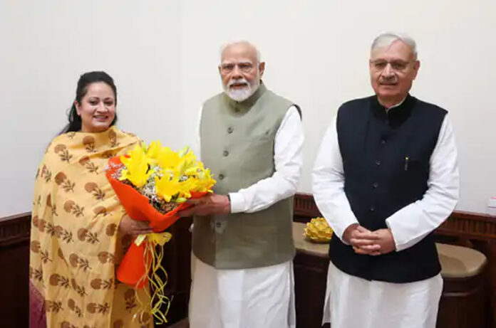 Haryana News: हरियाणा की स्वास्थ्य मंत्री आरती राव ने पीएम मोदी से की मुलाकात