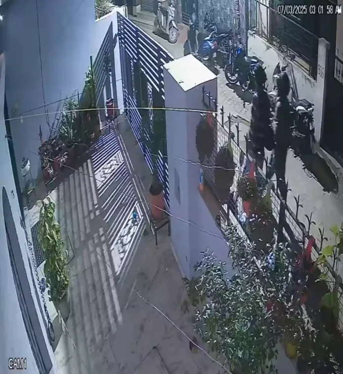 Activa stolen from Peepli Wala Town