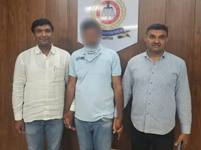 Rohtak News: रोहतक में पीडब्ल्यूडी विभाग का जेई 70 हजार की रिश्वत लेता गिरफ्तार