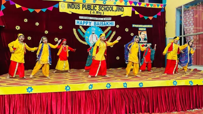 Jind News : इंडस पब्लिक स्कूल जूनियर विंग में मनाया बैसाखी पर्व