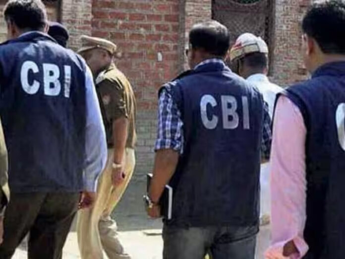 Charkhi Dadri News: चरखी दादरी में सेना का रिटायर्ड कर्नल 22 लाख रुपए की रिश्वत लेता गिरफ्तार