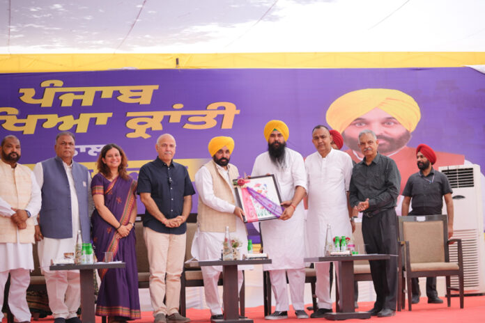 Punjab Breaking News : पंजाब में नई शिक्षा क्रांति की शुरुआत : मान
