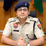 Clicking on a photo sent on WhatsApp from an unknown number can cost you a lot Superintendent of Police