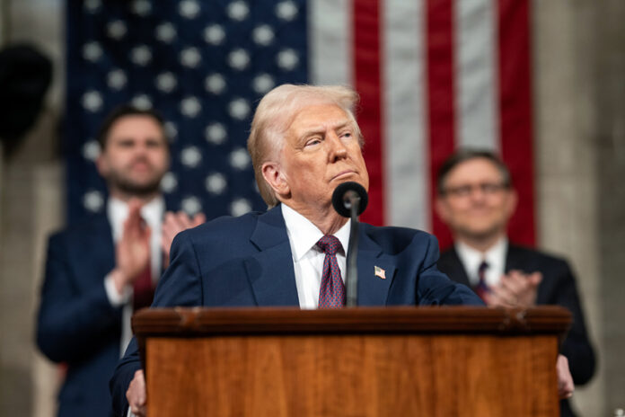 US President on Tariff Policy : अमेरिकी राष्ट्रपति ने नई टैरिफ नीति को सही बताया