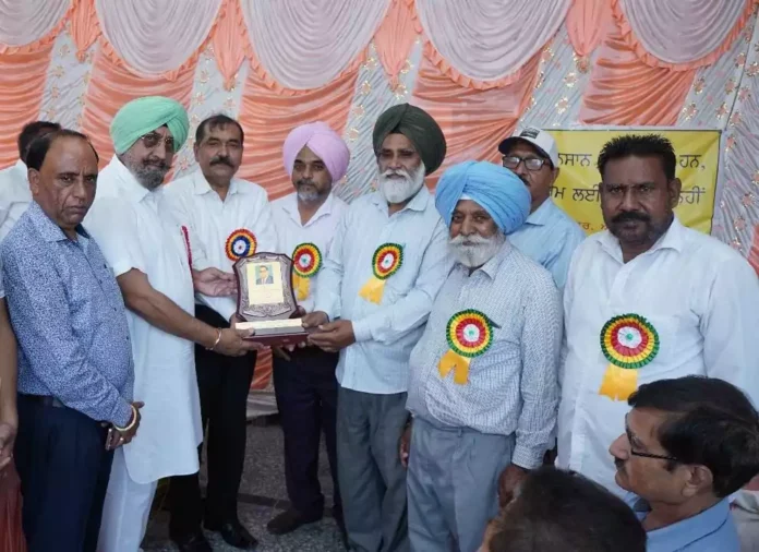 Dr. Ambedkar and Mahatma Jyotiba Rao Phule's birth anniversary was celebrated, today's intellectuals need to grapple with the questions of the times - Pramod Gauri
