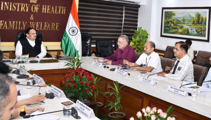 Punjab News : आयुष्मान बीमा योजना का फंड जारी करे केंद्र : स्वास्थ्य मंत्री