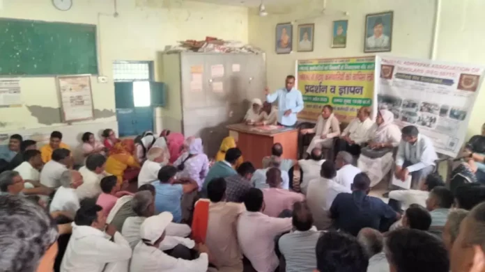 Employee organizations expressed anger over relieving the employees working in Haryana Skill Employment Corporation