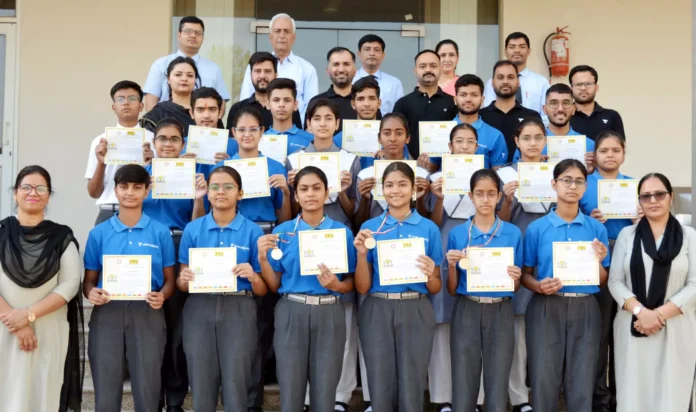 Five students of DPS won gold in International Math Olympiad