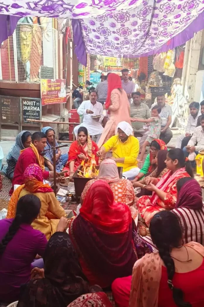 Hanuman Jayanti was celebrated with devotion, Bhandara was organized in Hanuman Gali, devotees offered sacrifices in the Yagna