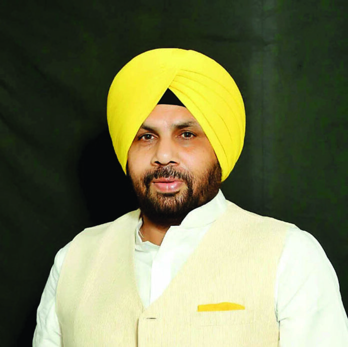Punjab News : पन बिजली प्रोजेक्टों ने स्थापित किया नया रिकॉर्ड : ईटीओ