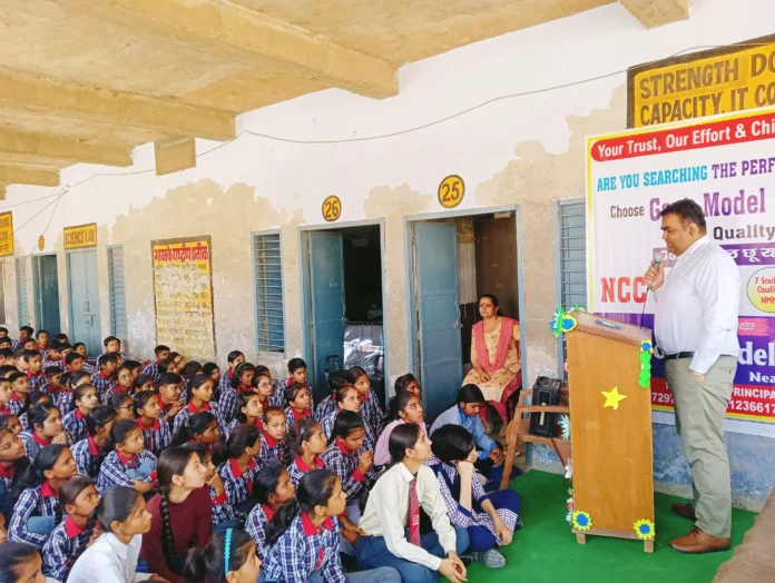 Haryana government is providing the best educational environment, Deputy Commissioner flagged off the awareness vehicle