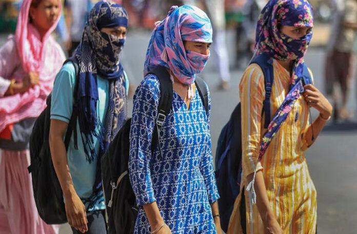 Haryana Weather Update: हरियाणा के 9 जिलों में चलेंगी लू, यलो अलर्ट जारी