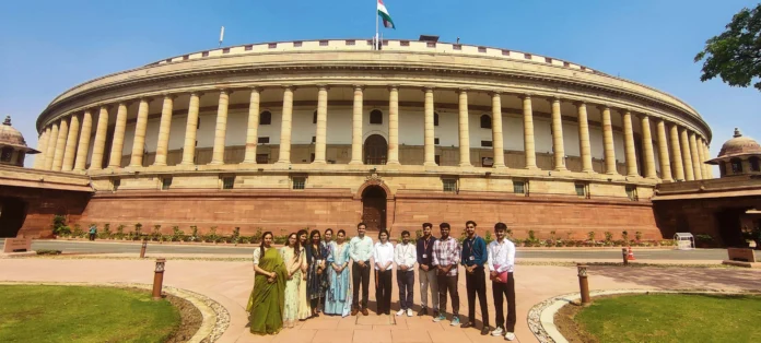 IGU students made an educational visit to Parliament House