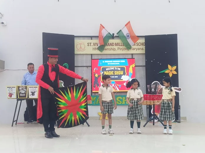Magic show organised in the school mesmerised the students