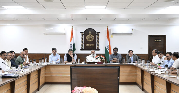 Haryana News: हरियाणा में आधार नंबर से लिंक होंगे बिजली उपभोक्ताओं के बिल