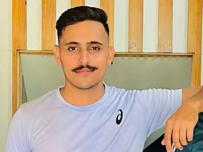 Charkhi Dadri News: चरखी दादरी का शहीद जवान पंचतत्व में विलीन, भाई ने दी मुखाग्नि