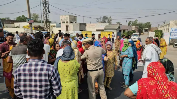 Jind News : पेयजल की समस्या को लेकर लोगों ने जींद-पटियाला नेशनल हाइवे पर लगाया जाम