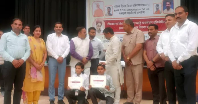 Bhiwani News : राज्य स्तरीय समारोह में जिला में प्रथम रही पीएम श्री रा.व.मा.वि. भानगढ़ की प्राची