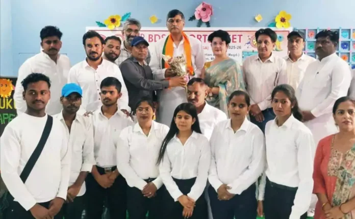Bhiwani News : अनुशासन, सहनशीलता और समर्पण के महत्व को सिखाता है सेपक टकरा खेल : विरेंद्र कौशिक