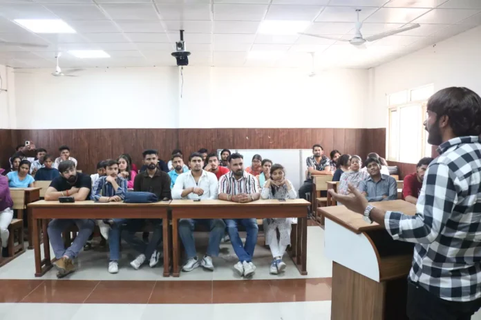 Jind News : विद्यार्थियों ने सीखे कैमरा तकनीक, निर्देशन, संपादन, साउंड डिजाइन के गुण