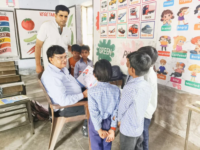 The Block Education Officer visited the Government Primary School located at Kari Das