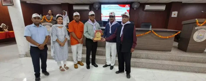 Faridabad News : आतंकी हमले में मारे गए लोगों के लिए दो मिनट के मौन धारण कर हुआ पांच दिवसीय रेडक्रॉस प्रशिक्षण शिविर का हुआ समापन