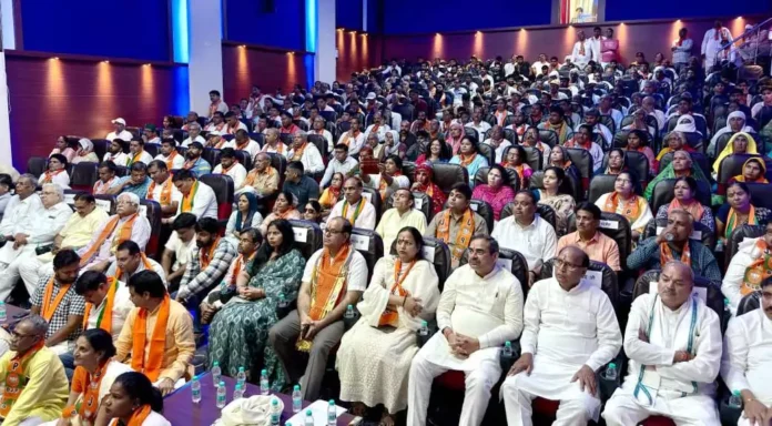 The unity of the country and the solidarity of 140 crore Indians is the biggest strength in the fight against terrorism The unity of the country and the solidarity of 140 crore Indians is the biggest strength in the fight against terrorism