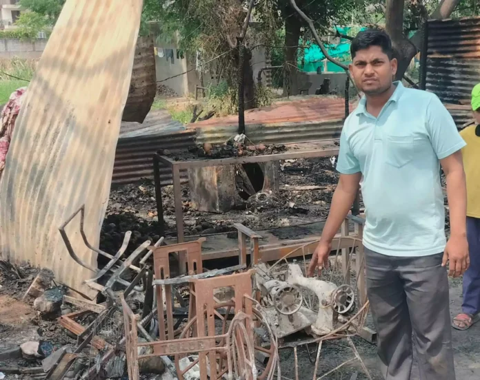 Three shops burnt to ashes, loss worth lakhs